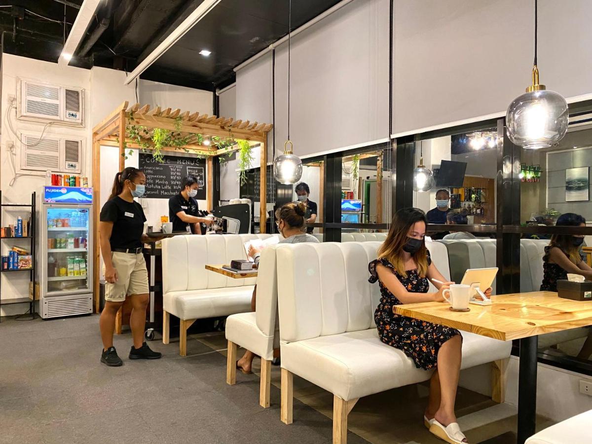 Tely'S Bed & Breakfast Iloilo Powered By Cocotel Εξωτερικό φωτογραφία