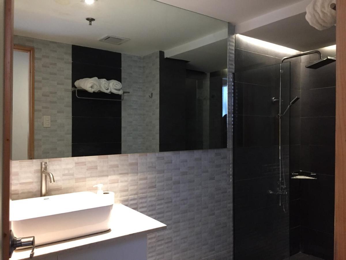 Tely'S Bed & Breakfast Iloilo Powered By Cocotel Εξωτερικό φωτογραφία