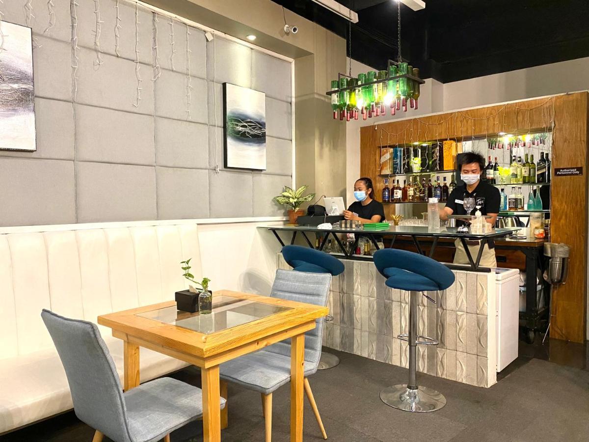 Tely'S Bed & Breakfast Iloilo Powered By Cocotel Εξωτερικό φωτογραφία
