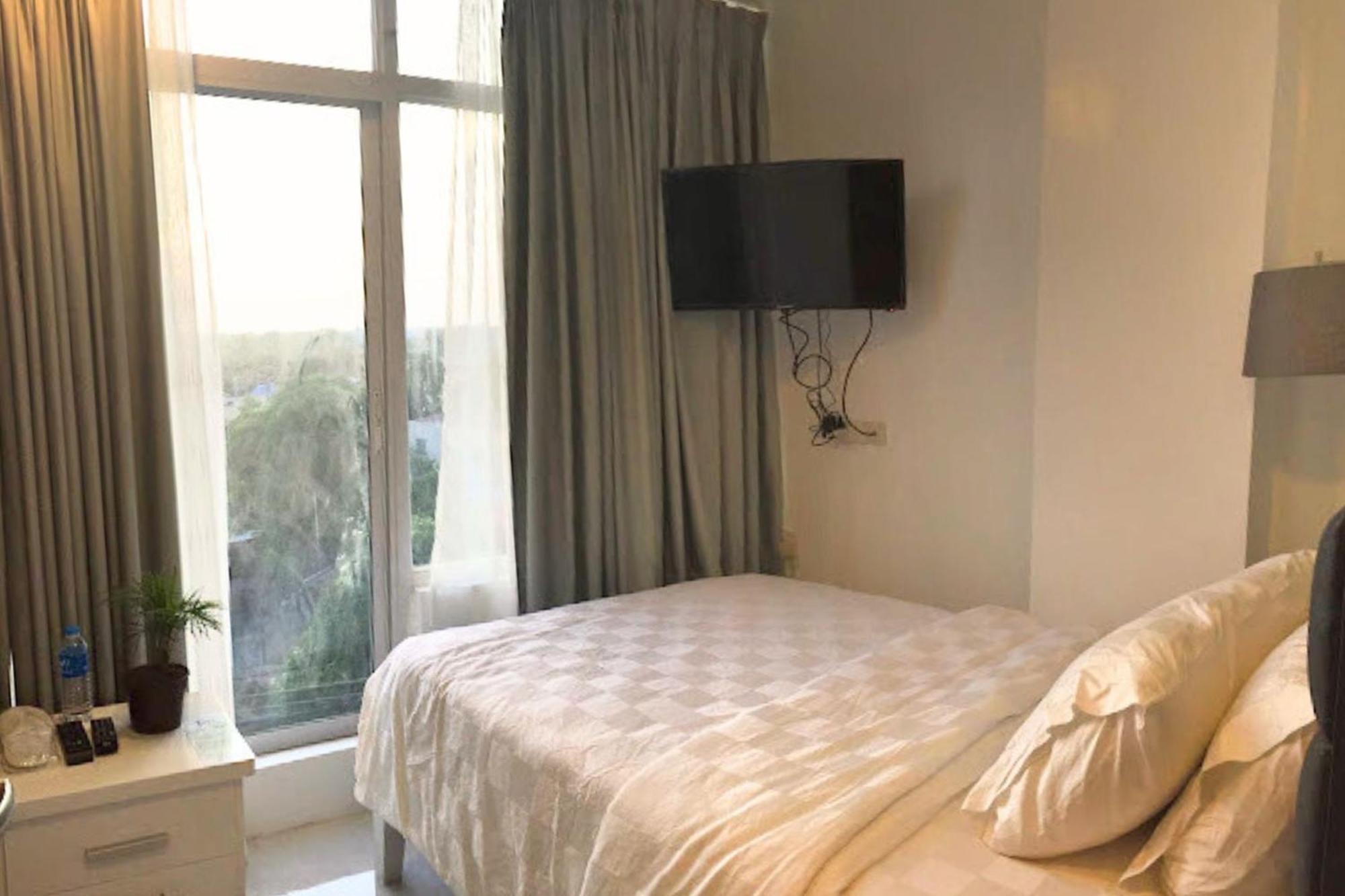Tely'S Bed & Breakfast Iloilo Powered By Cocotel Εξωτερικό φωτογραφία