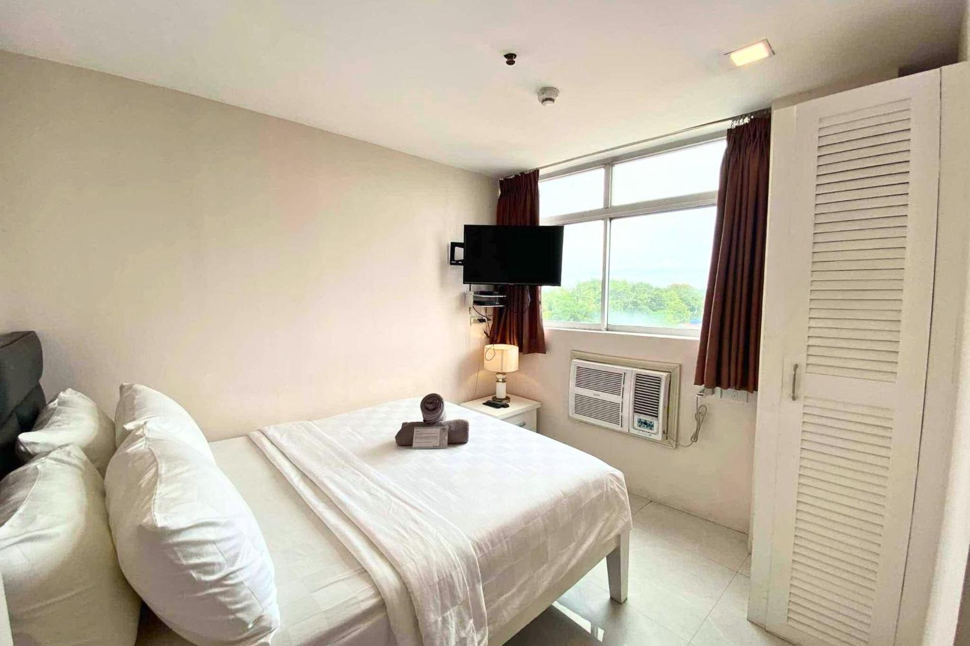 Tely'S Bed & Breakfast Iloilo Powered By Cocotel Εξωτερικό φωτογραφία