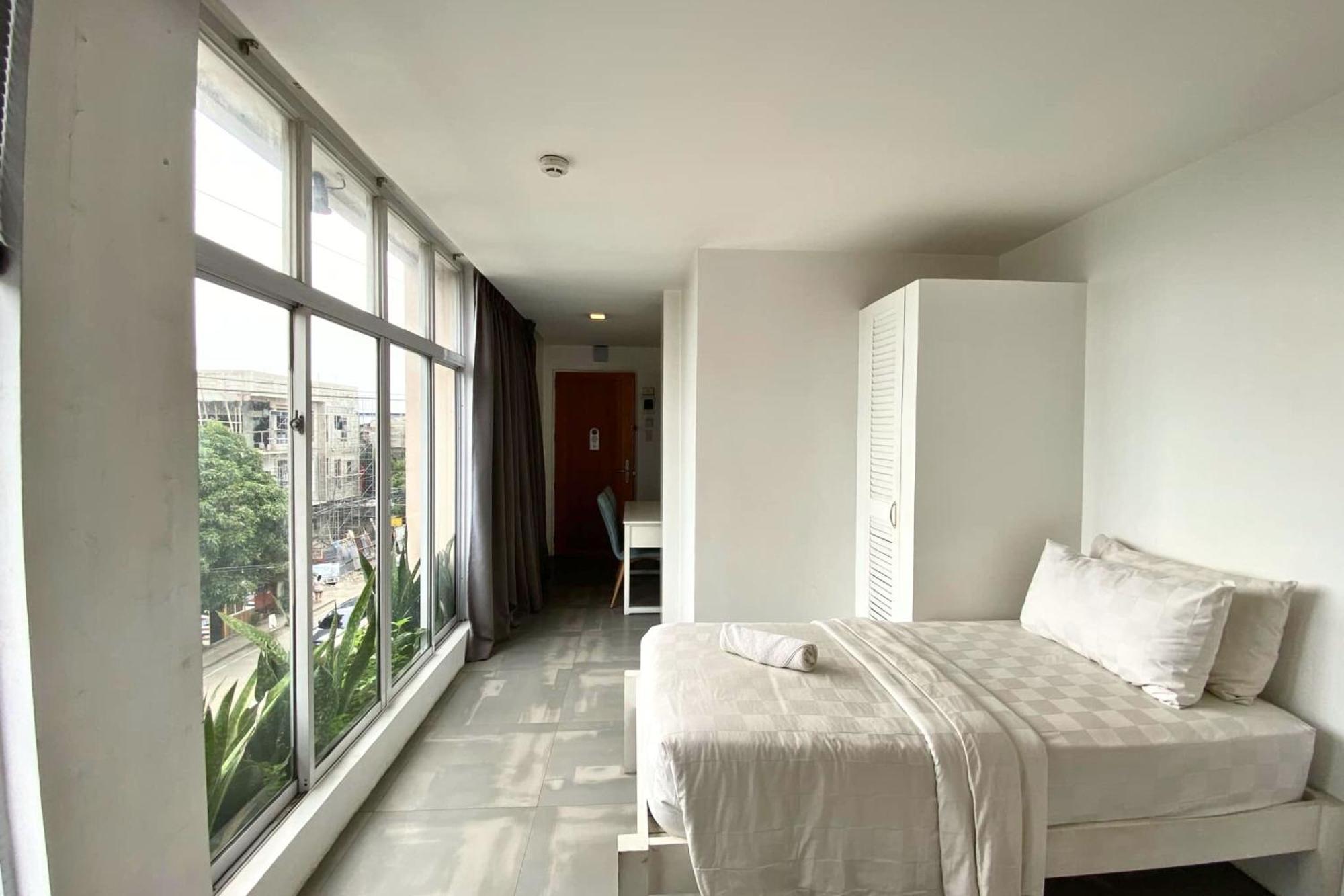 Tely'S Bed & Breakfast Iloilo Powered By Cocotel Εξωτερικό φωτογραφία