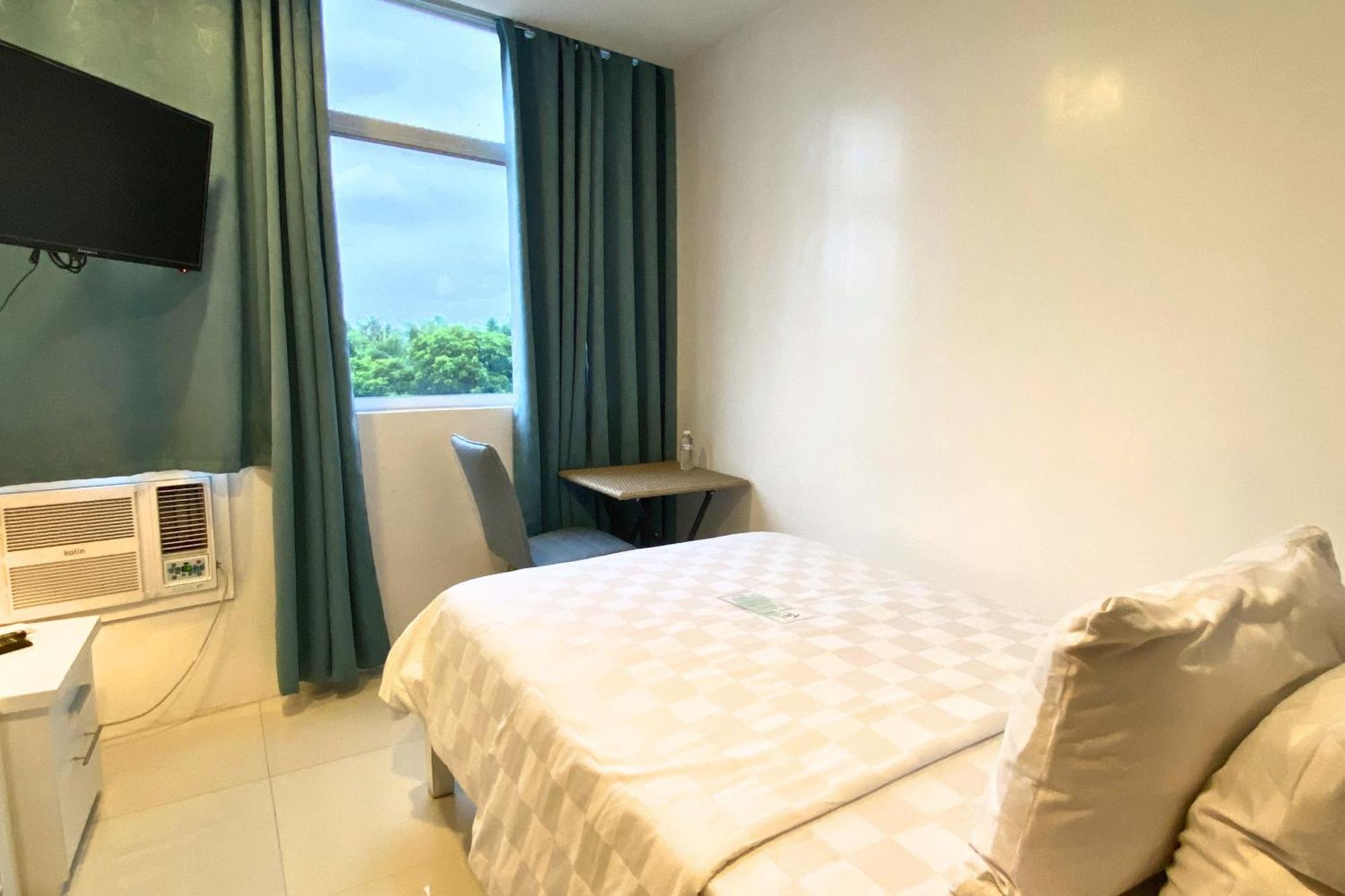 Tely'S Bed & Breakfast Iloilo Powered By Cocotel Εξωτερικό φωτογραφία