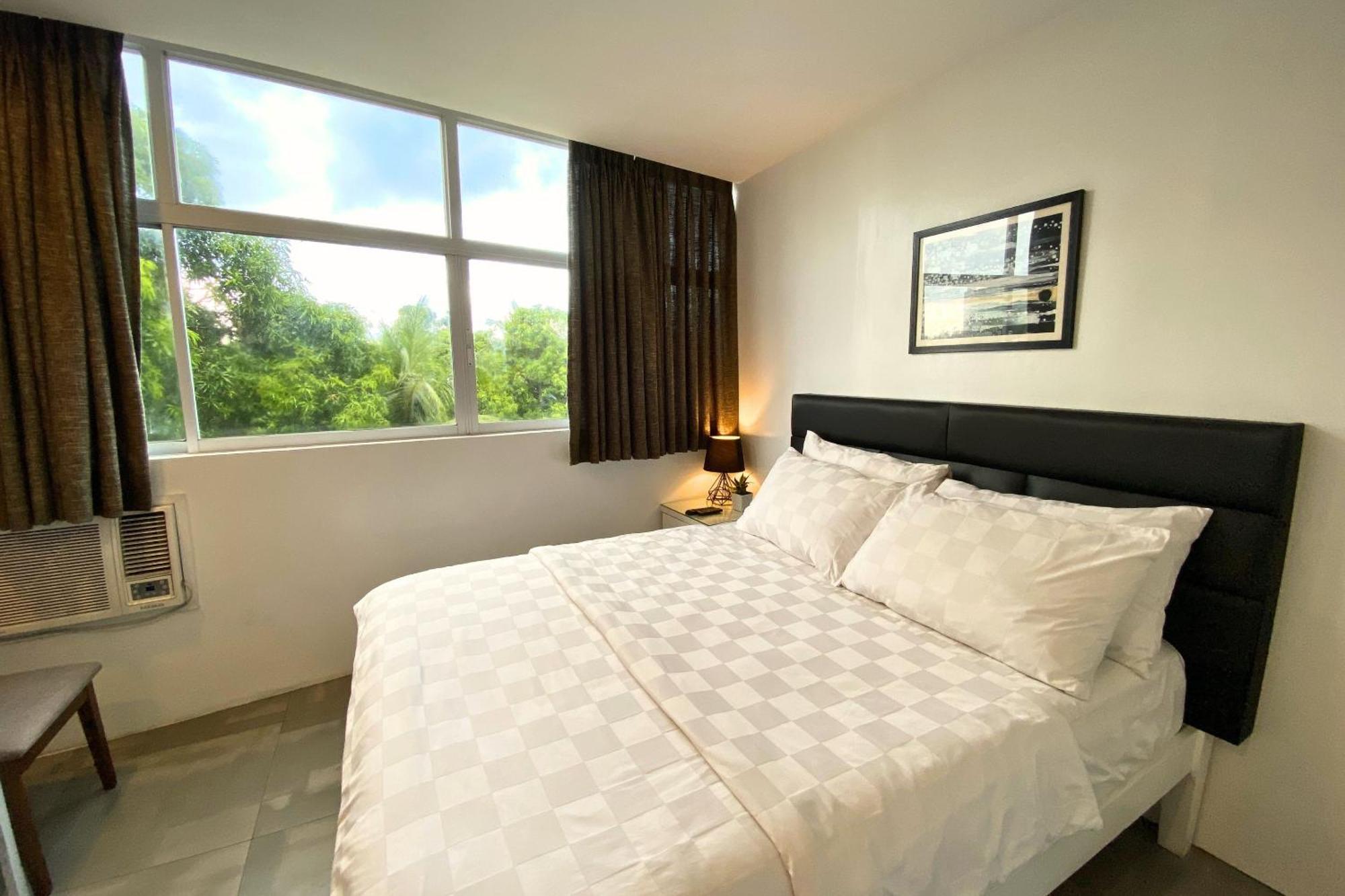 Tely'S Bed & Breakfast Iloilo Powered By Cocotel Εξωτερικό φωτογραφία